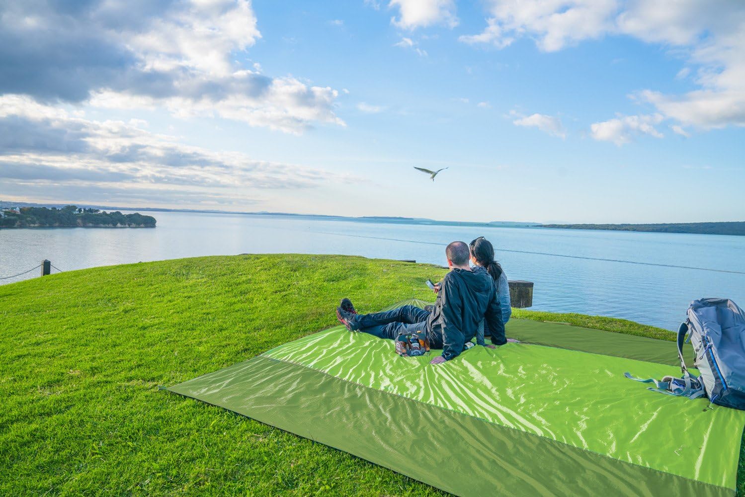 WEKAPO Sand Free Beach Blanket, Turquoise