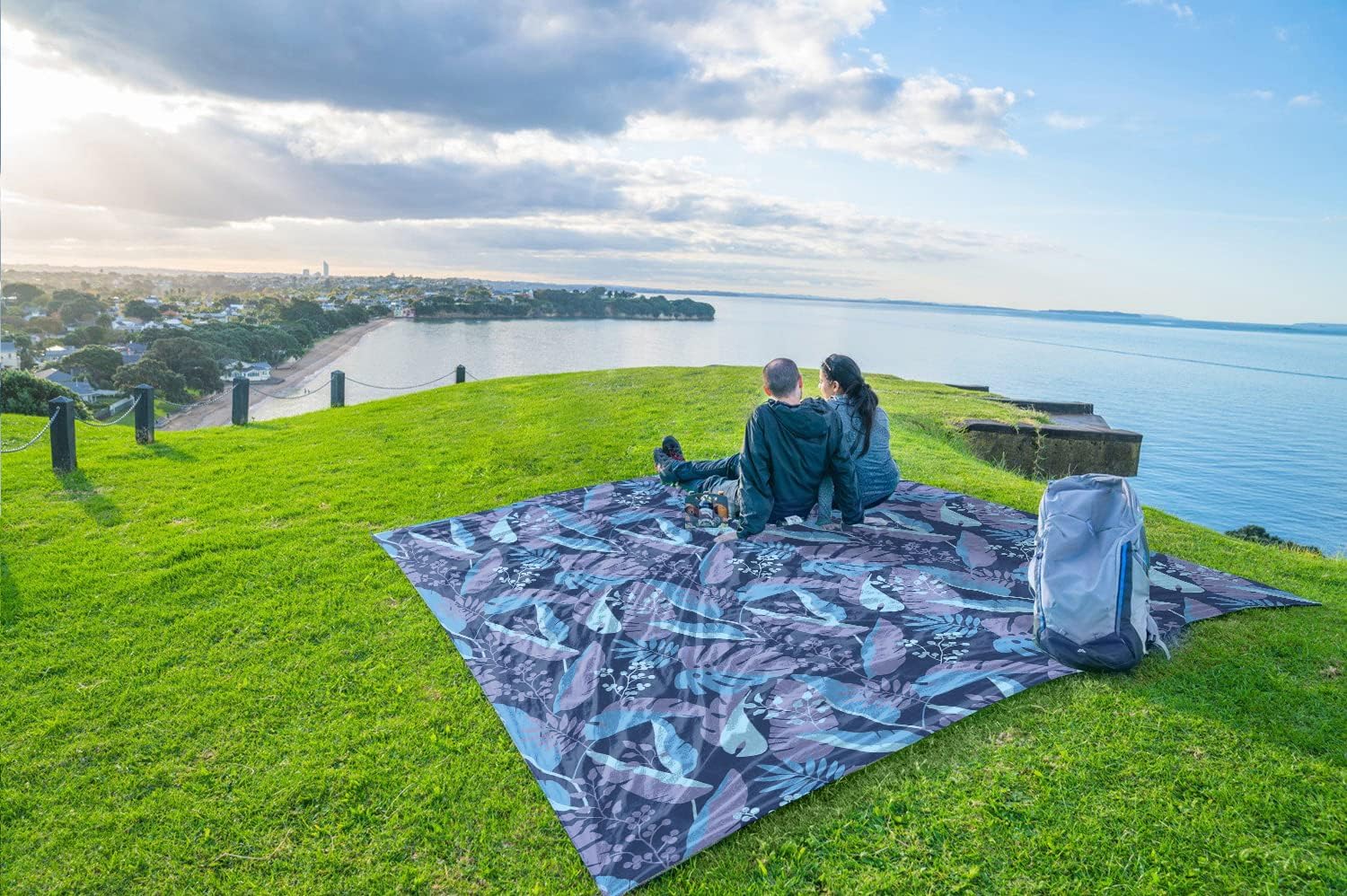WEKAPO Sand Free Beach Blanket,Blue Leaf