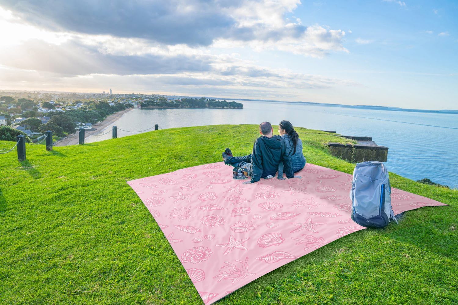 WEKAPO Sand Free Beach Blanket,Pink Sea Shells