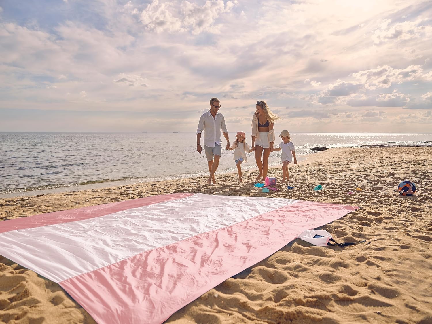 WEKAPO Sand Free Beach Blanket, Pink