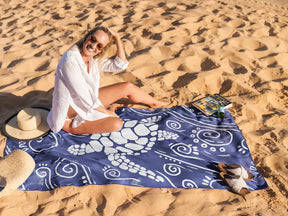 WEKAPO Microfiber Beach Towel,Navy Sea Turtle